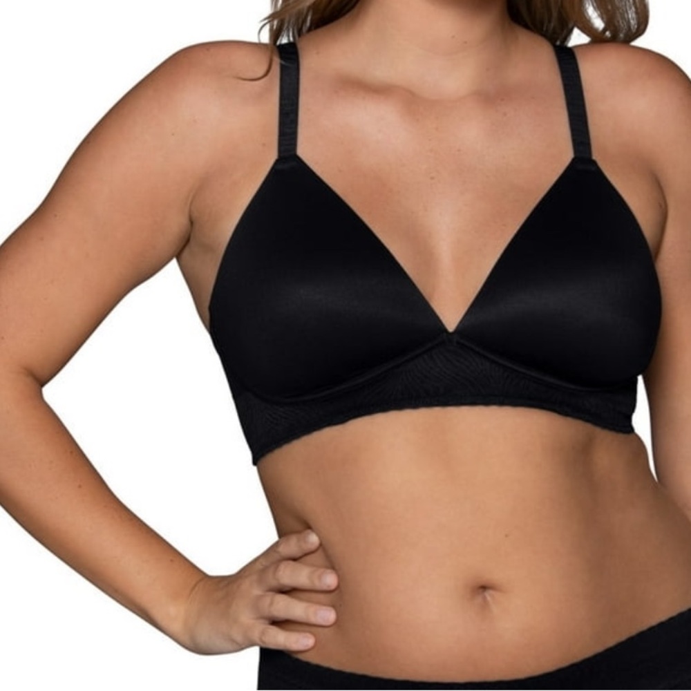 Vanity Fair Wireless 40D bra. Worn & washed once before I lost weight. like new